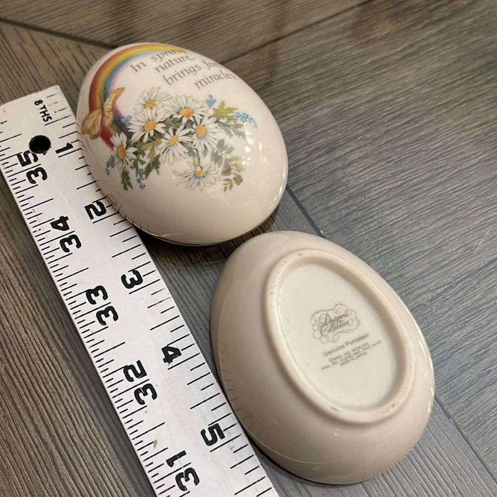 1980 Designers Collection Butterfly & Rainbow Design Egg-Shaped Trinket Box - Picture 9 of 16